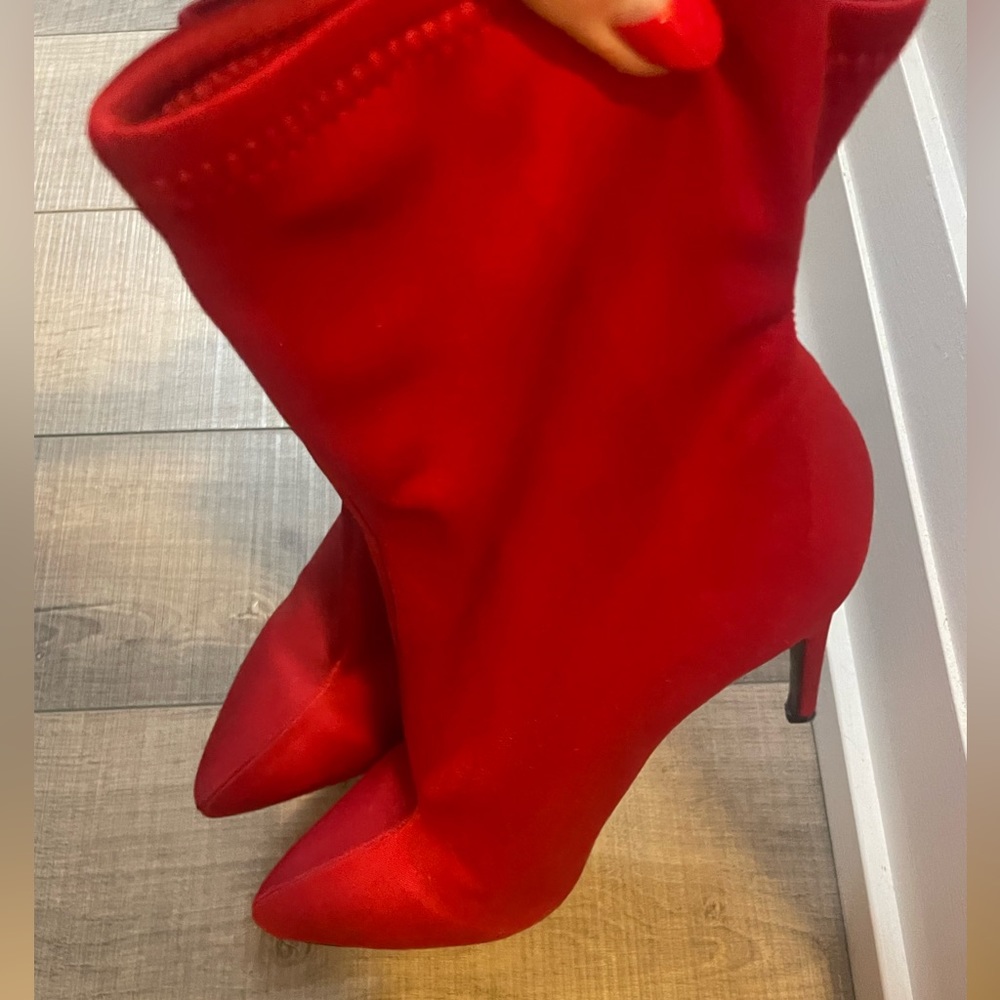 Boots red silk - Picture 11 of 13